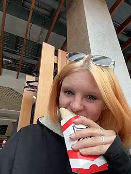 NinaParri Chat XXX in diretta