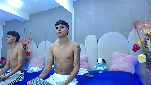 party_duo_playboy webcam show