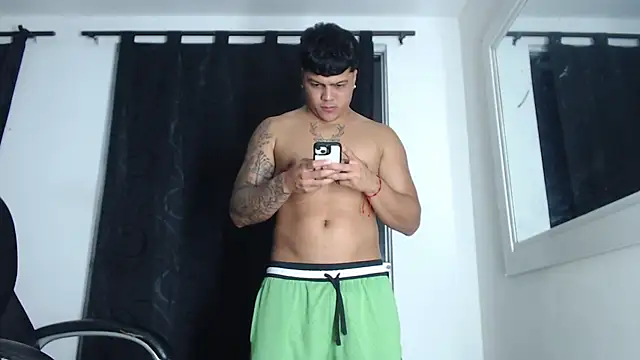 Show Webcam de Pedro_x777