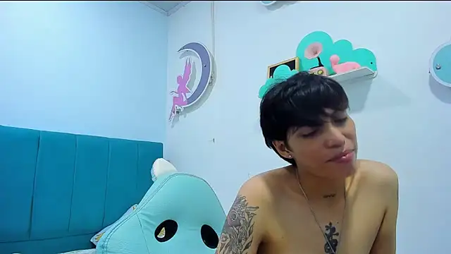 ivyheat3's Live XXX Chat