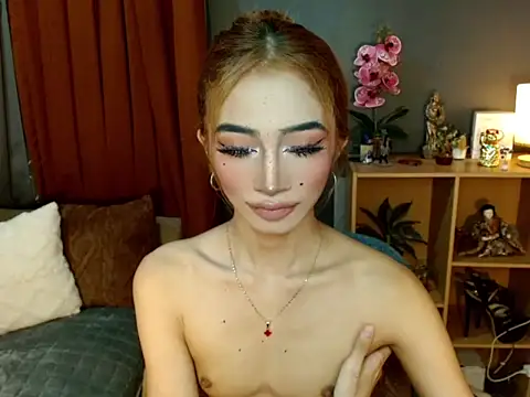 Alessandra_Victoria Show Webcam