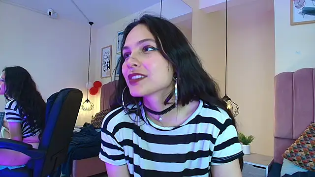 Hanabie_'s Live XXX Chat