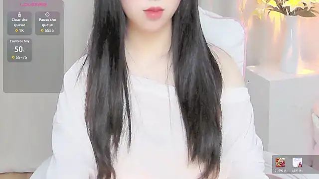 Sweet-ShunaのライブXXXチャット