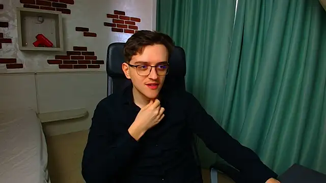 FelixStarkk: вебкам-шоу