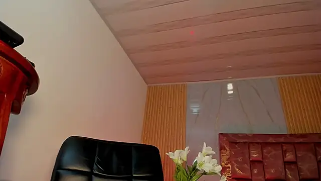 Isabella_HaddadのライブXXXチャット