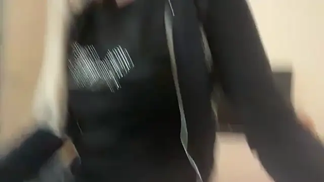 blondebunny999_999's Webcam Show