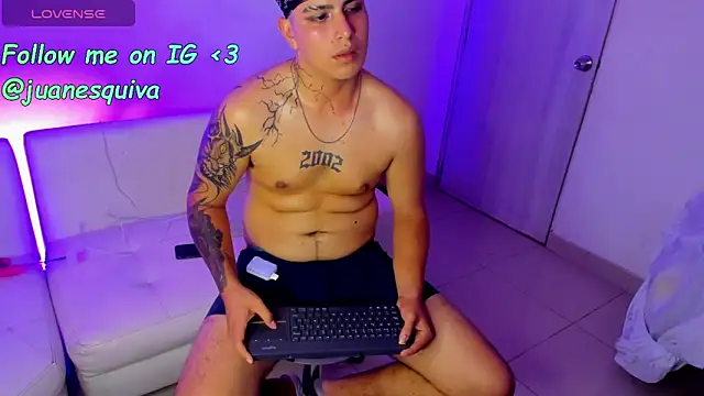 Živý XXX chat ThomasThundr