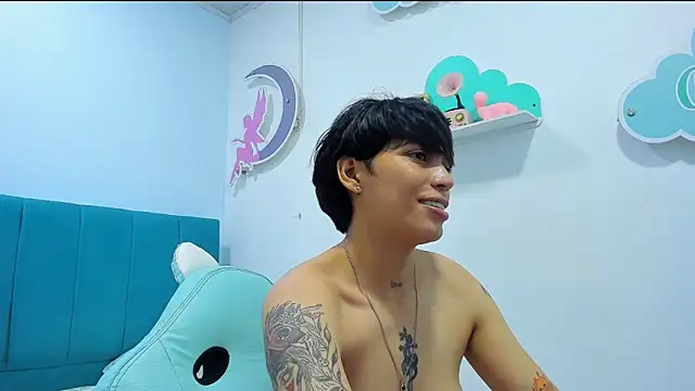 ivyheat3's Live XXX Chat