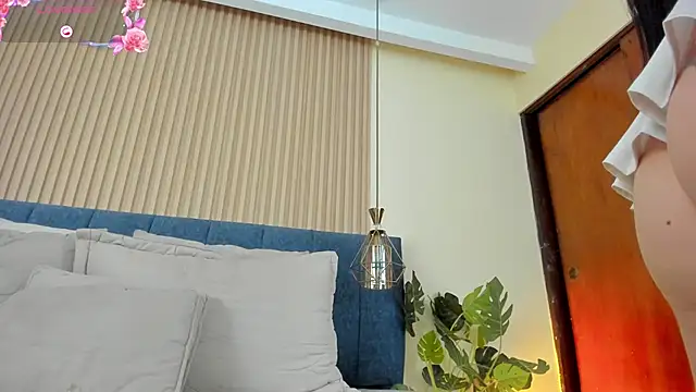 Chat +18 de kathecute__ ao vivo