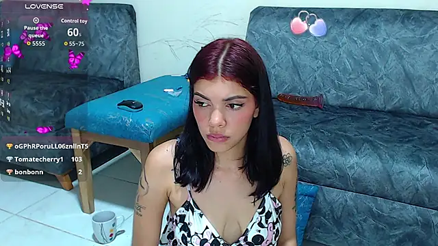 XXX chat uživo modela dulce_petite69