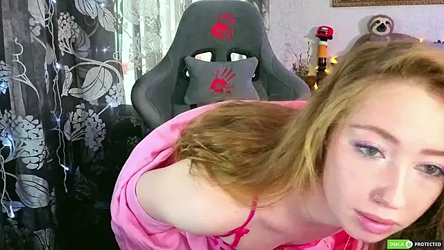 Онлайн чат XXX TinaBrook