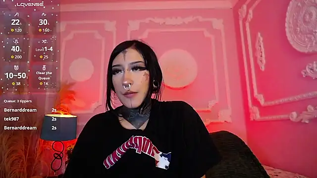 Kat_VonDe: онлайн-секс-чат