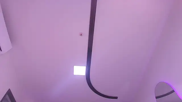 Chat XXX en directo de raven_lilith_