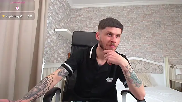 JonahShaw: вебкам-шоу