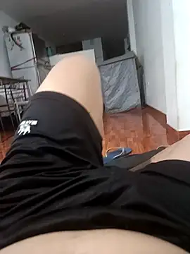 Geminis_95's Live XXX Chat