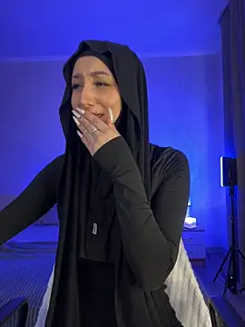 FlexibleDoll_n Webbikameraesitys