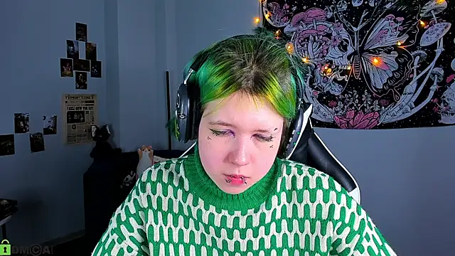 LittleKittenStar: онлайн-секс-чат