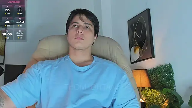 Thom_Ohtani Adlı Modelin Canlı XXX Sohbeti