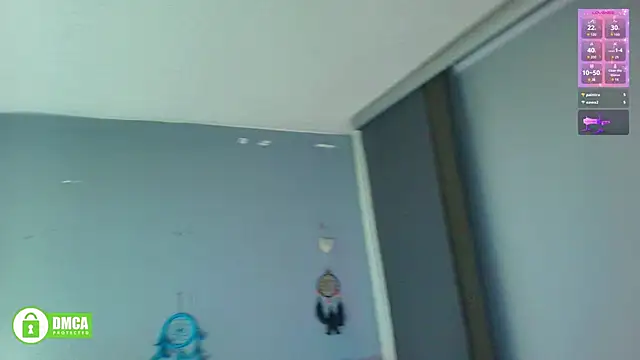 Chatroom XXX en direct de carla_rossin