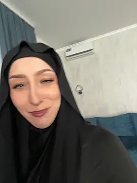 FlexibleDoll_ Pertunjukan Webcam