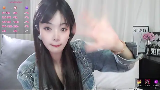 -M00nlIght-l0li- Adlı Modelin Web Kamerası Şovu