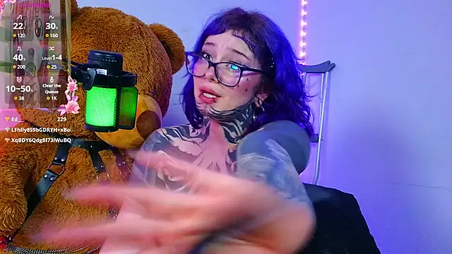 Онлайн чат XXX LucyChabs_