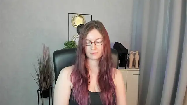 Chatroom XXX en direct de emmaxDelight