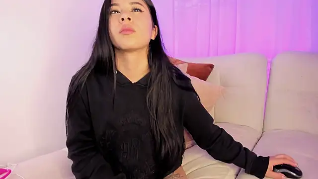 Lillypinky1 élő XXX-chatje