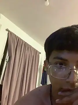 Chat +18 de Sourdiess ao vivo