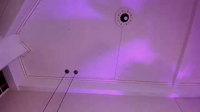 AliceThompsonn_: онлайн-секс-чат