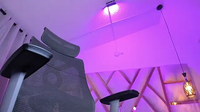 shineevg – Kamerová šou