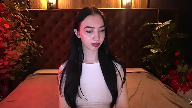 WildKittenX_'s Live XXX Chat