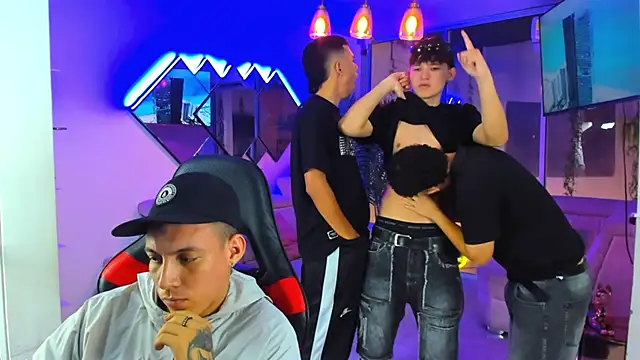 Houseofwarrios Webcamshow