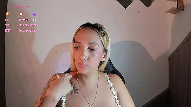 Amanda_klaire Obrolan Langsung XXX