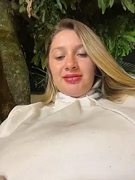 aurora_coldd Obrolan Langsung XXX