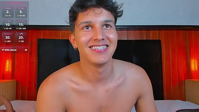 Leo_Savage_ Show Webcam