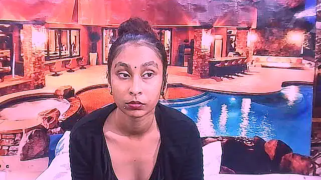 Chat XXX ao vivo de IndianSexyButt