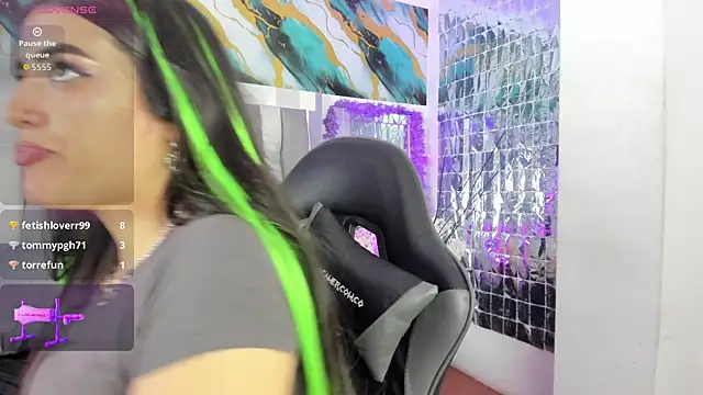 دردشة IsaDiiaz الجنسية المباشرة