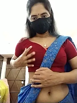 Puja-Rane Adlı Modelin Canlı XXX Sohbeti