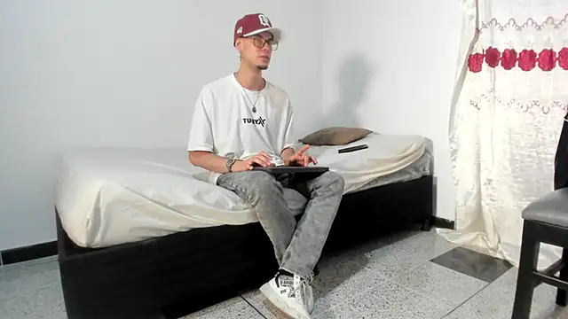 Vlad__nightのライブXXXチャット