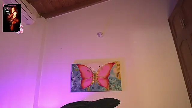 noah_0814's Live XXX Chat