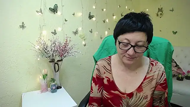 EmilyL0ve Chat XXX live