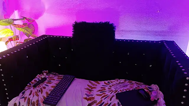 Show modela Damian_nix na web-kameri