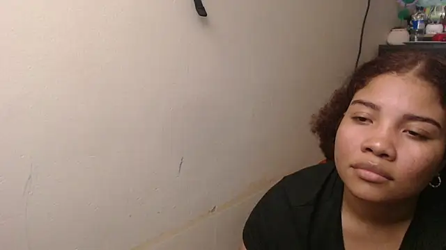 madelene's Live XXX Chat