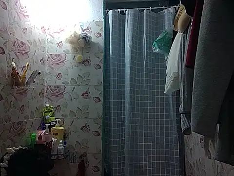 Czat XXX na żywo – Ly-ny