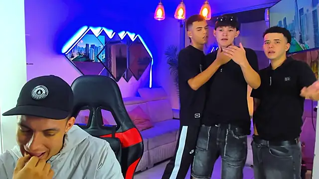 Houseofwarrios Show Webcam