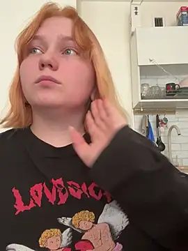 soft_focus élő XXX-chatje