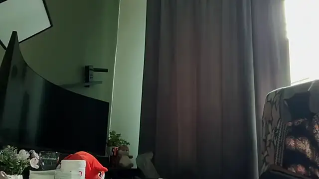 karo123421: απευθείας συνομιλία ΧΧΧ