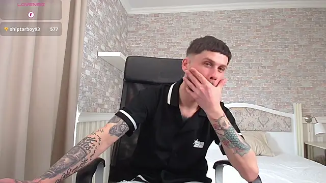 JonahShaw Webcam show