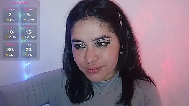 XXX chat uživo modela Magic_Alicee_